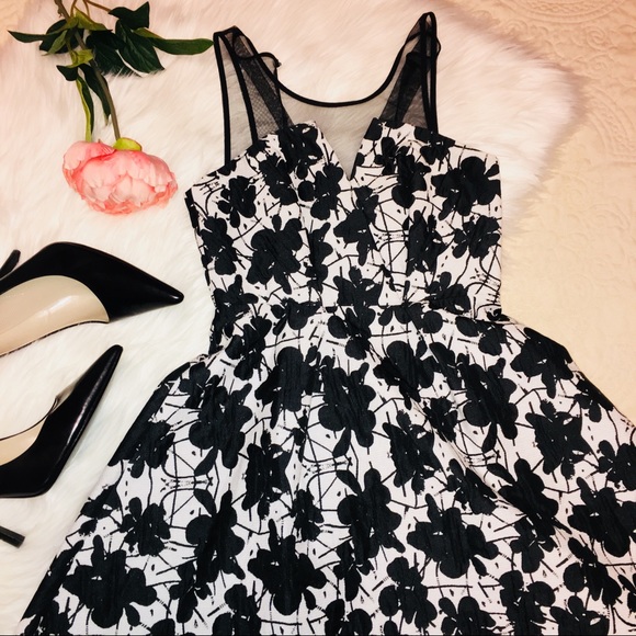 BCBGeneration Textured Illusion Floral Dress - Picture 2 of 7